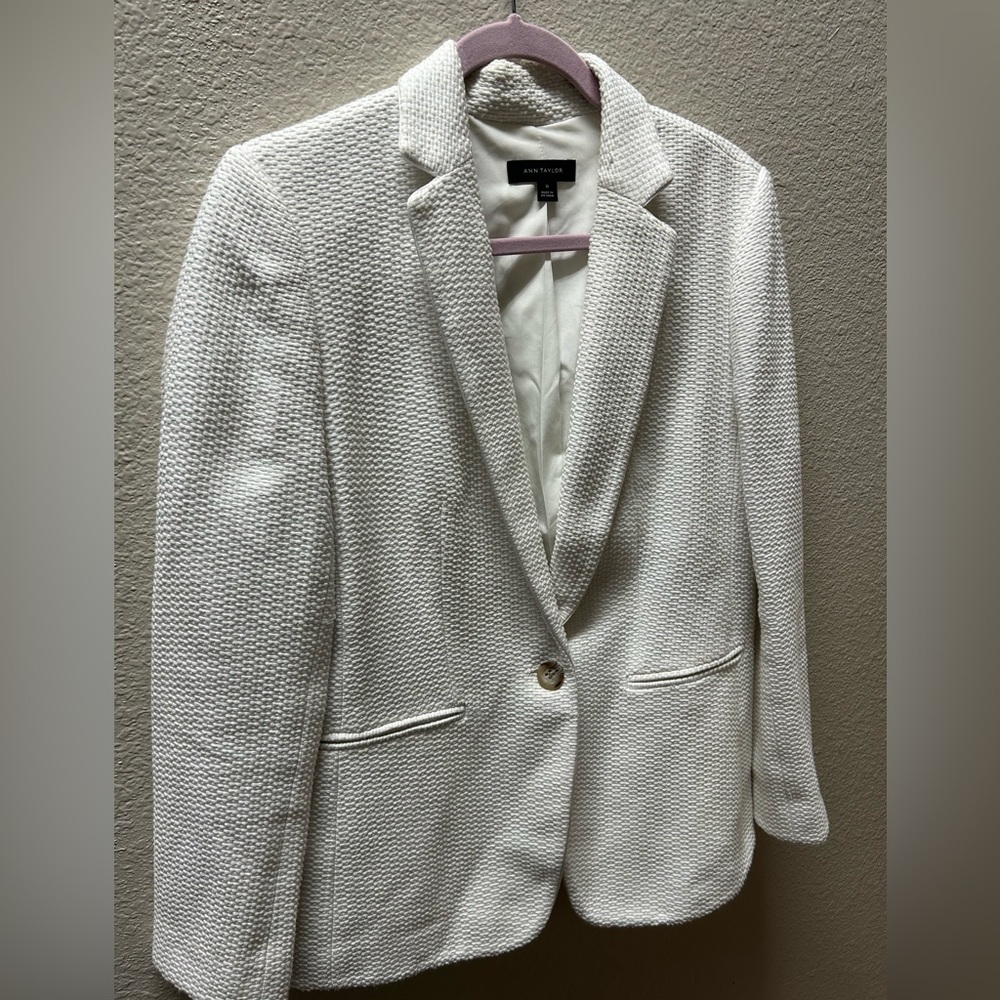 Ann Taylor Hutton Blazer Winter White Size 10